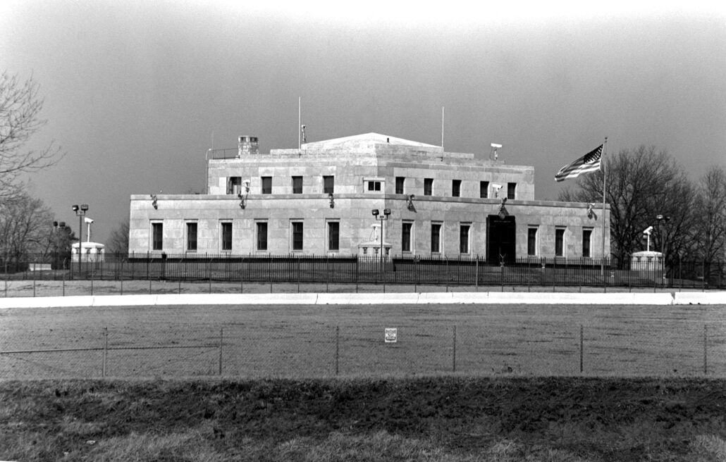 Black-and-white photo of the Fort Knox Bullion Depository.